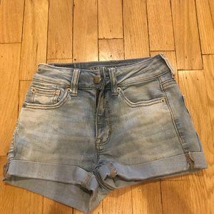American Eagle Light Wash Jean Shorts Size 0